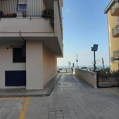 Appartement Lungomare *